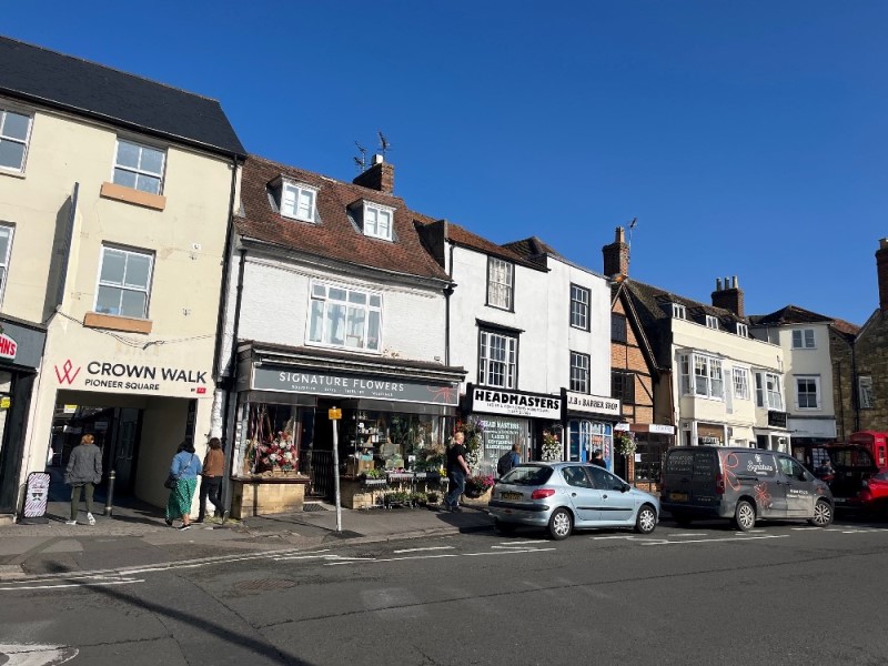 St Edburg's Hall, Priory Road, Bicester OX26 6BL