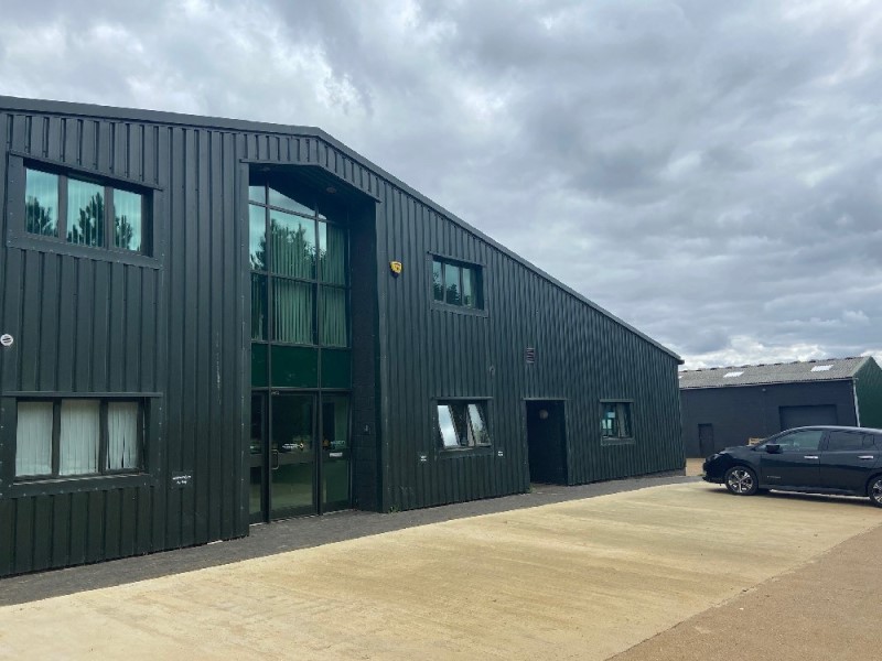 St Edburg's Hall, Priory Road, Bicester OX26 6BL